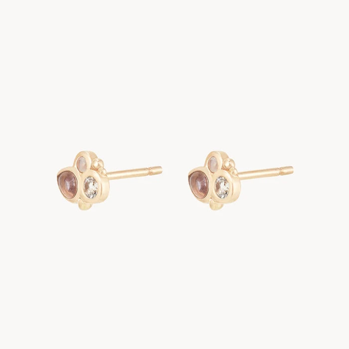 Air Element Stud Earring in 14k yellow gold, alternate angle detail view