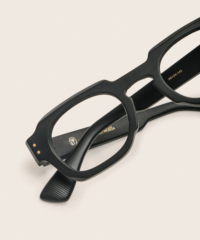 Johann Wolff Bastei Matte Black Eyeglasses #color_matte-black