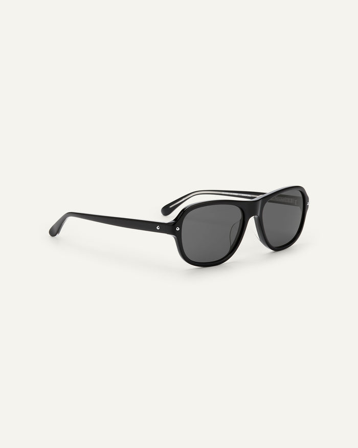 Side shot of Bonnie Clyde Boss Fight sunglasses in black with black lenses.