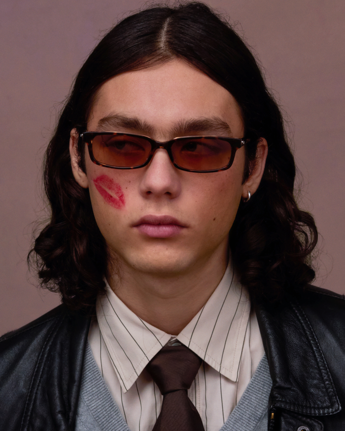 Quarter shot of Bonnie Clyde Boyfriend 2 sunglasses in layered tortoise with brown gradient lenses.