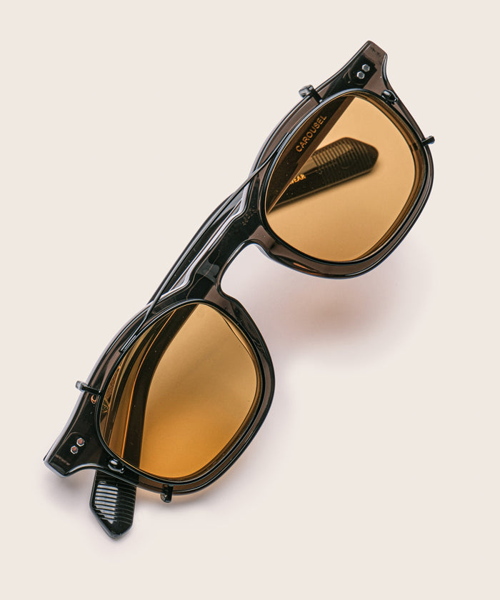 Johann Wolff Carousel Matte Black Burnt Yellow Clip #color_matte-black-burnt-yellow