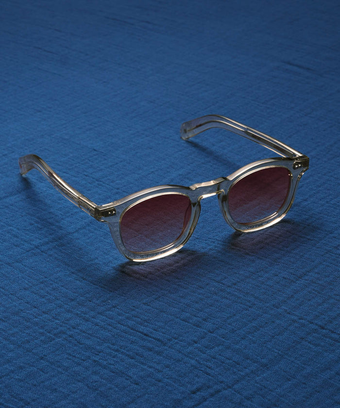 Johann Wolff Carousel X Simon Grossman Burgundy Gradient #color_champagne-burgundy-gradient