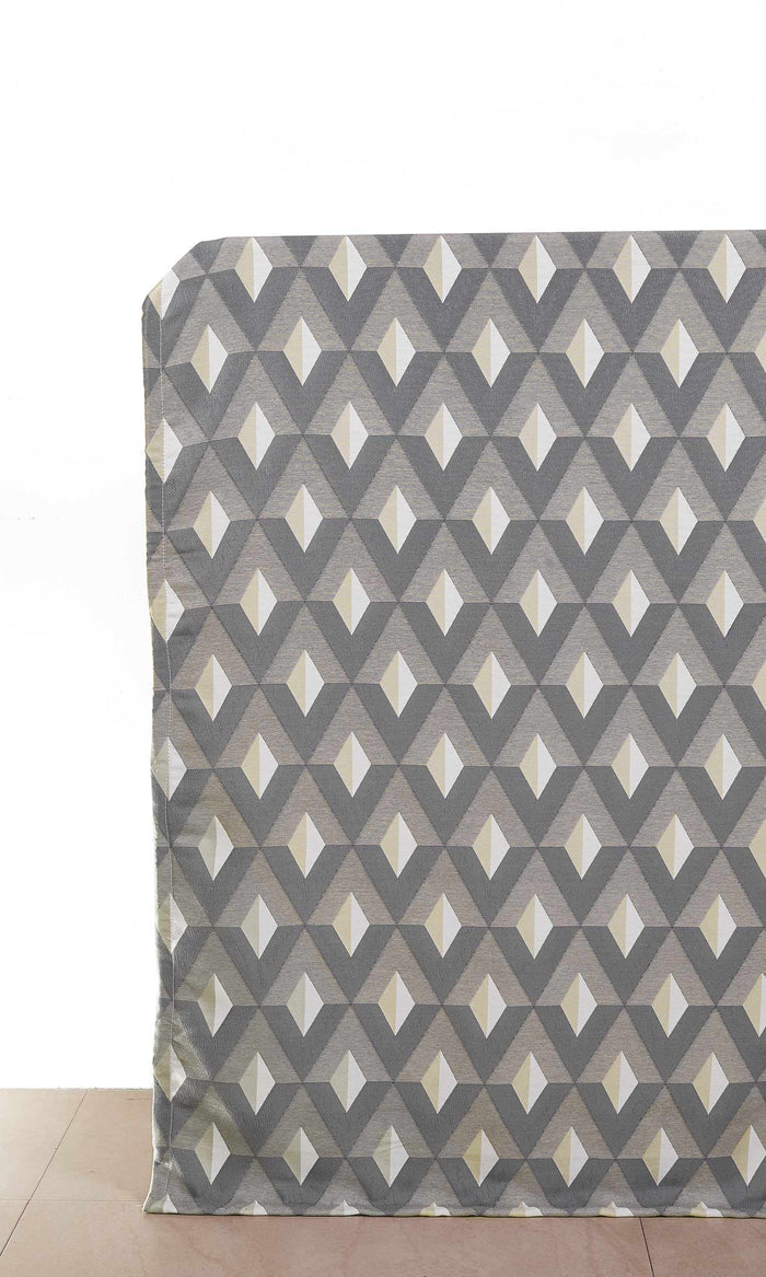 Geometric Drapery (Brown/ Gray/ White)