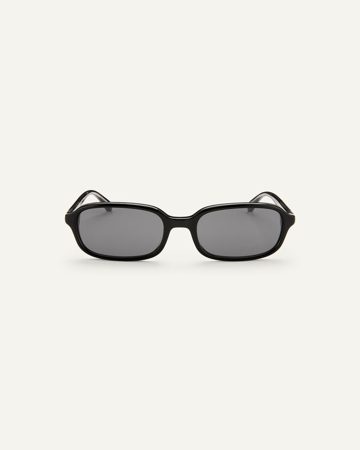 Face shot of Bonnie Clyde Comedy sunglasses in black.