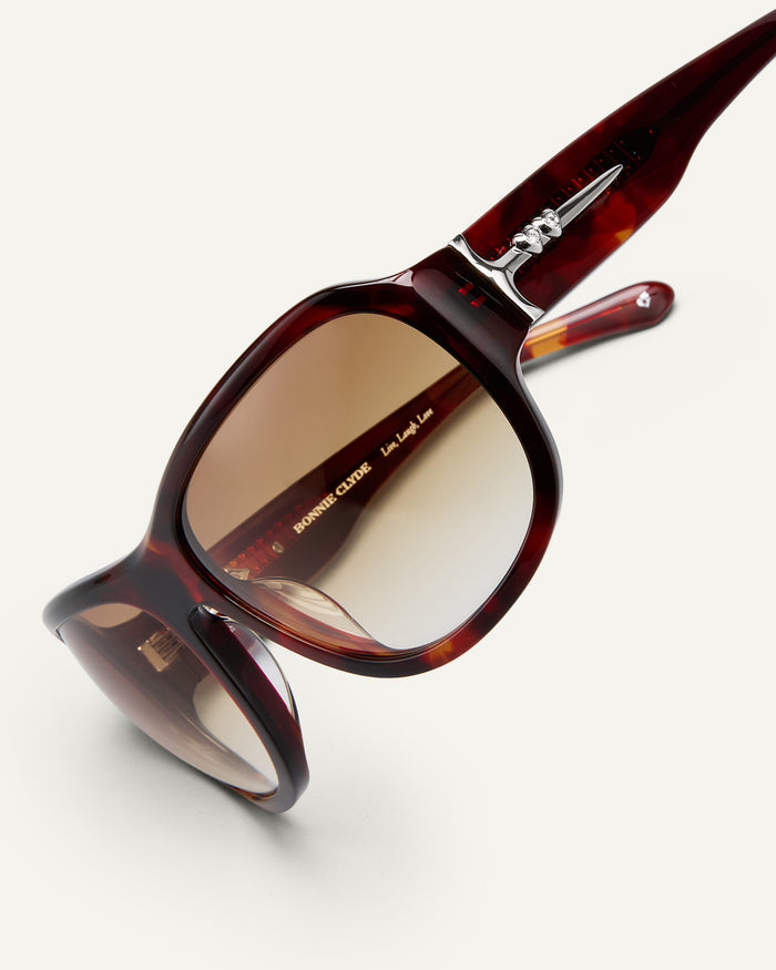 Additional view of Bonnie Clyde Dog sunglasses in red tortoise with brown gradient lenses.