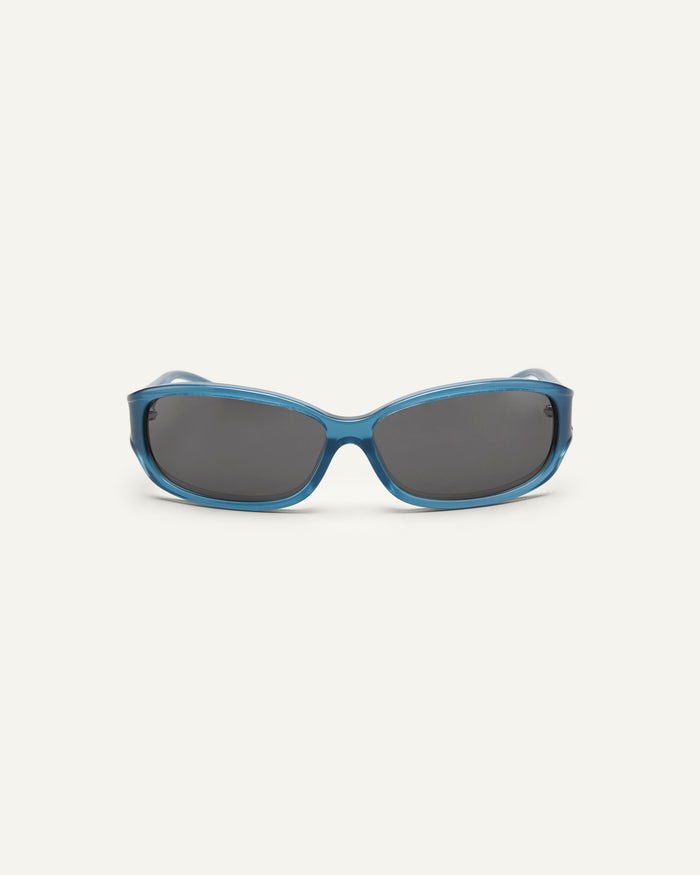 Face shot of Bonnie Clyde Joans sunglasses in blue and black.