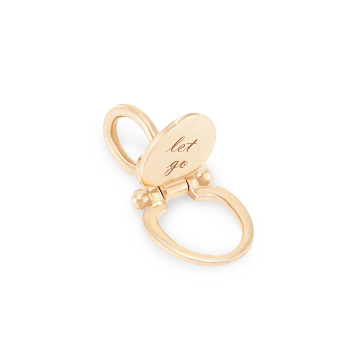 let it go toilet seat charm - 10k yellow gold, diamond
