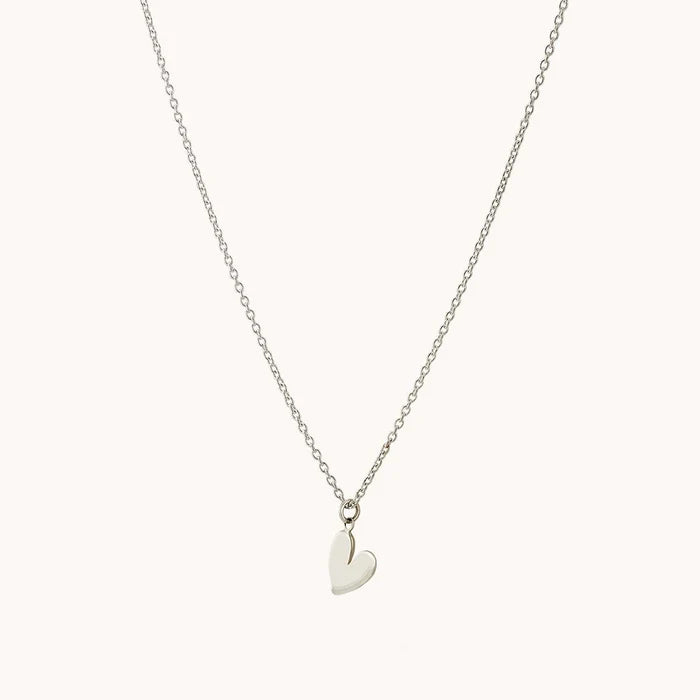 Lovely Necklace Silver in sterling silver, alternate angle detail view 3