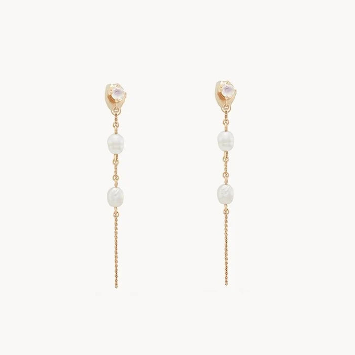 Luna Perla Pearl Chain Earring in 14k yellow gold