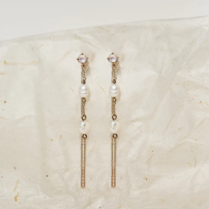 Luna Perla Pearl Chain Earring in 14k yellow gold, alternate angle detail view 2