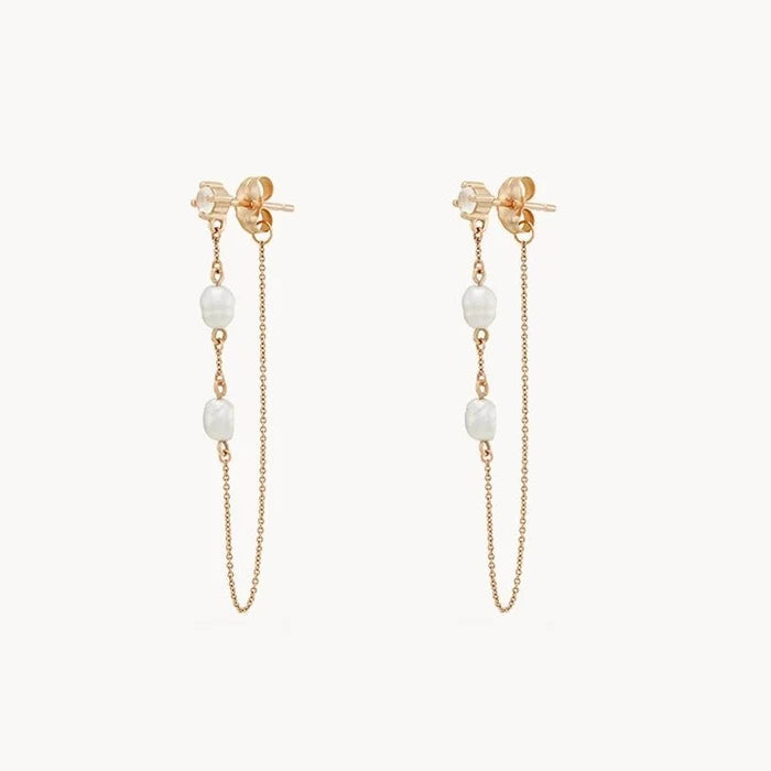 Luna Perla Pearl Chain Earring in 14k yellow gold, with chain detail view
