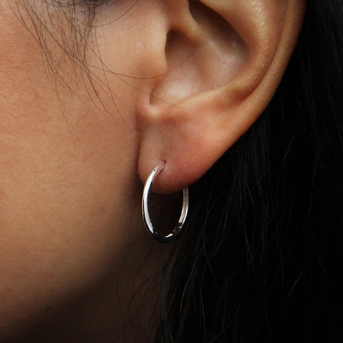 Perfect Large Everyday Hoop Silver, alternate angle detail view