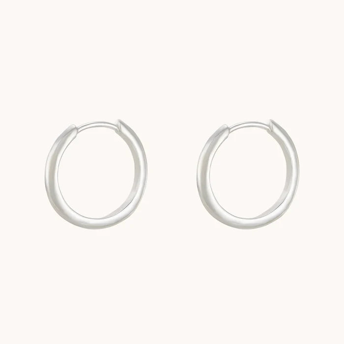 Perfect Medium Everyday Hoop Silver