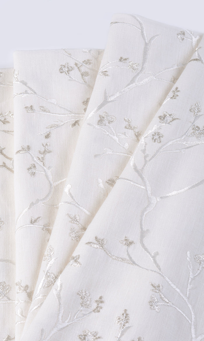 Floral Vine Patterned Home Textile Fabric Material By the Metre (Pure White/ Gray)