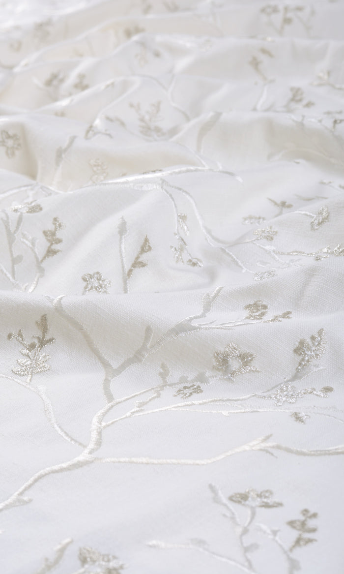 Floral Vine Patterned Fabric Material By the Metre (Pure White/ Gray)