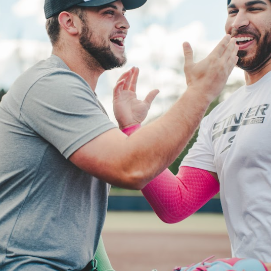 Stinger Premium Arm Sleeve - Pink
