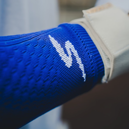 Stinger Premium Arm Sleeve - Royal