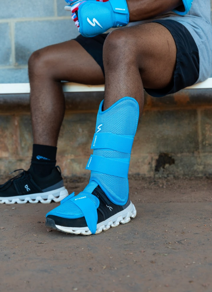 Stinger Select Leg Guard - COLUMBIA
