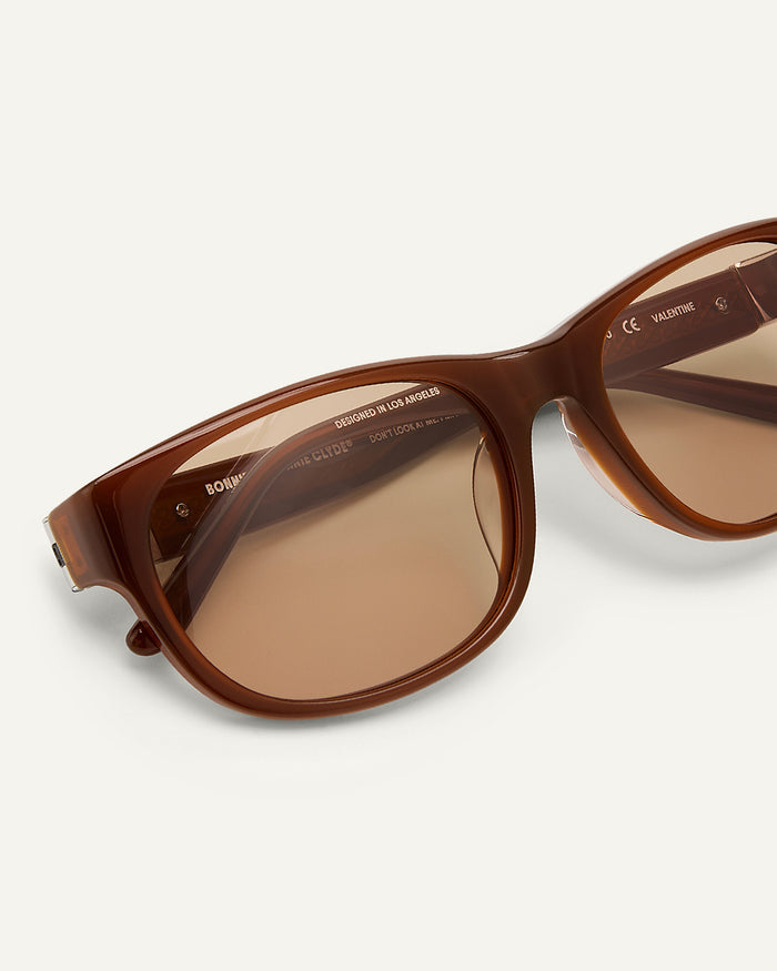 Side shot of Bonnie Clyde Valentine sunglasses in cloudy brown with brown lenses.