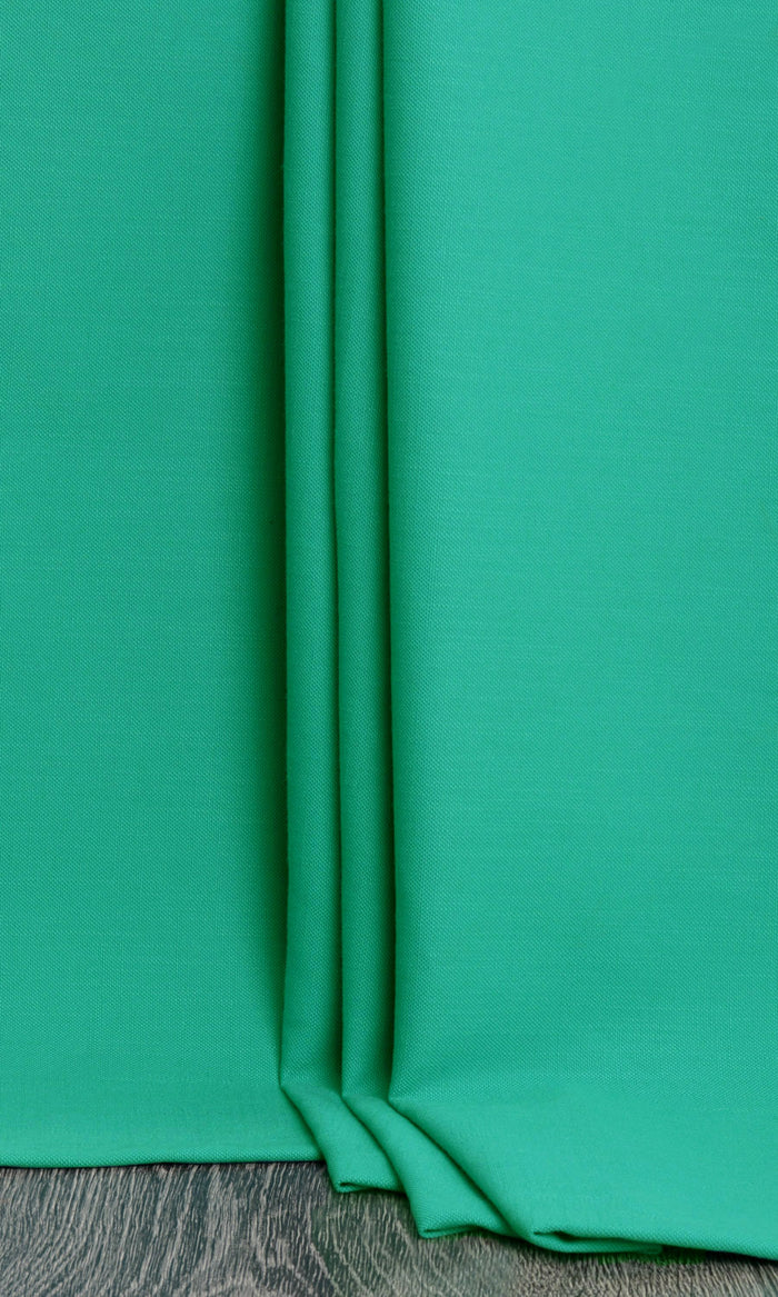 Poly-Cotton Curtains / Drapes / Window Drapery Panels (Green)