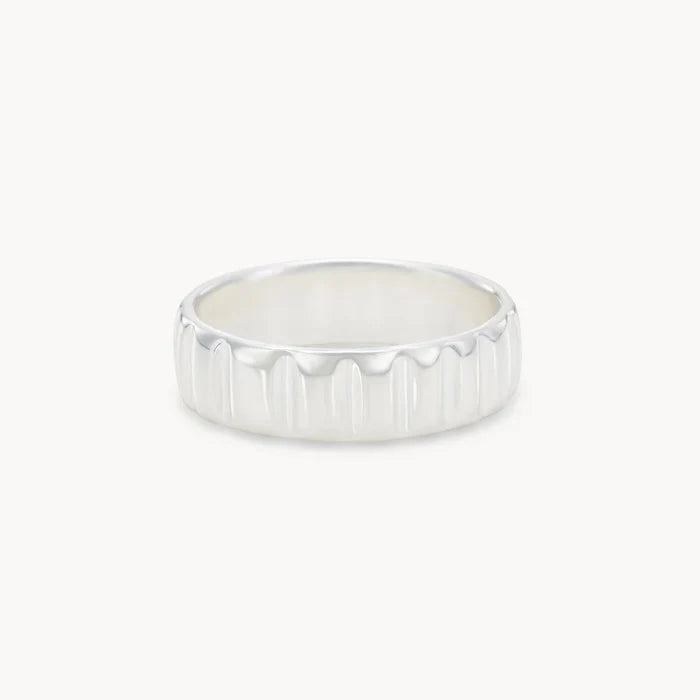 wide peaks and valleys band ring - sterling silver