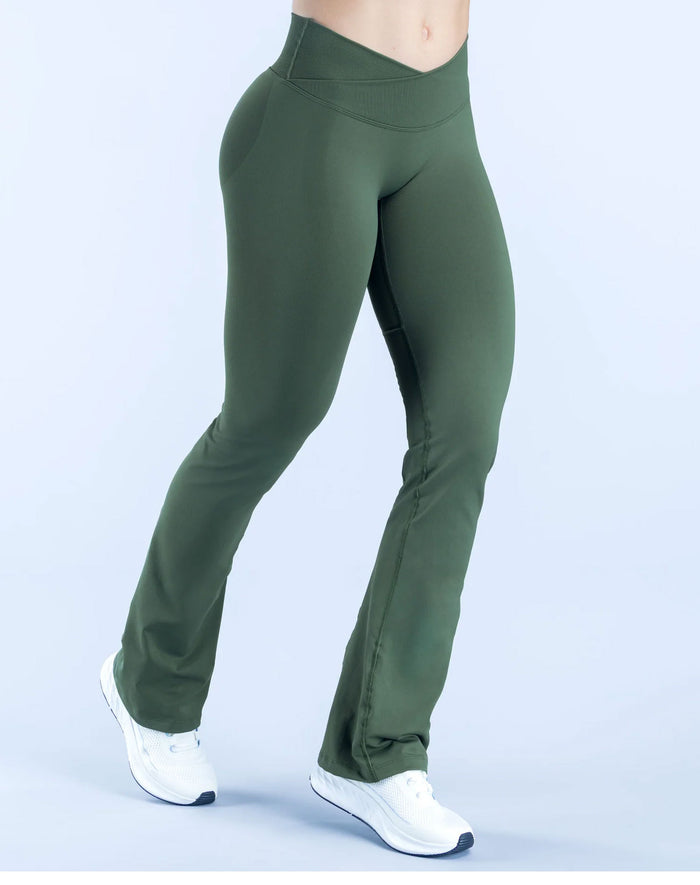 Women's Minimalist Form-Fitting Yoga Pants