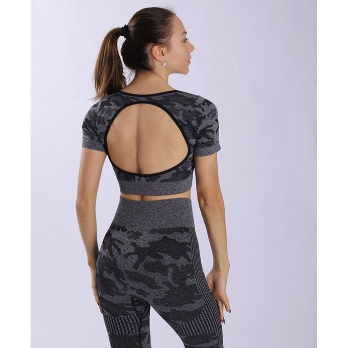 Women's Seamless Short-Sleeve Yoga Set with Hip-Lift Pants